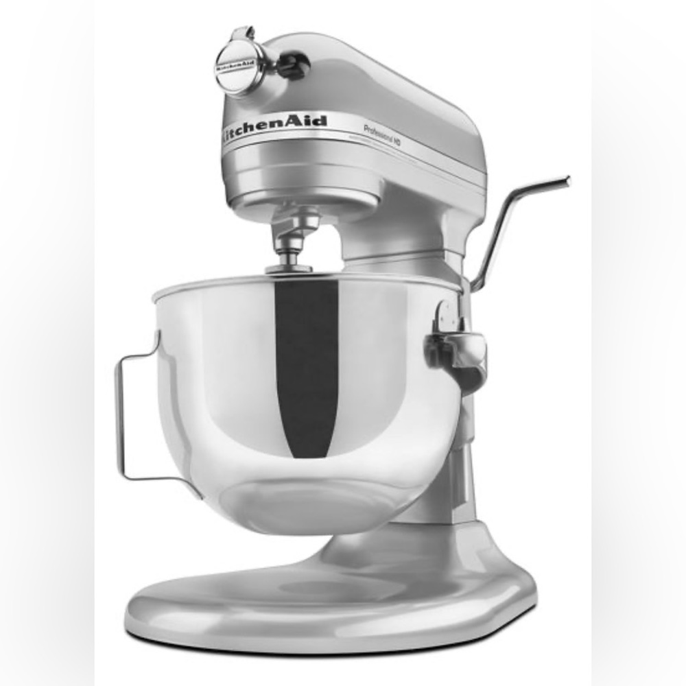 Brand NEW KitchenAid 5 quart professional HD Series Bowl Lift Stand Mixer